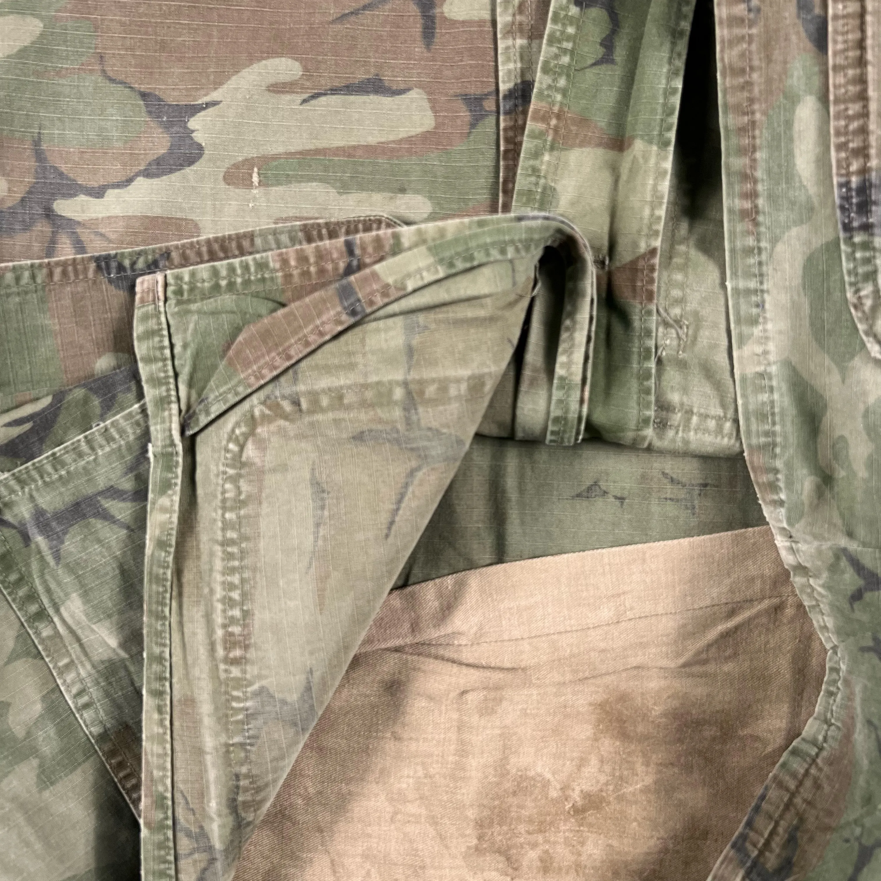 60s Webbed Camo Hunting Jacket- XL